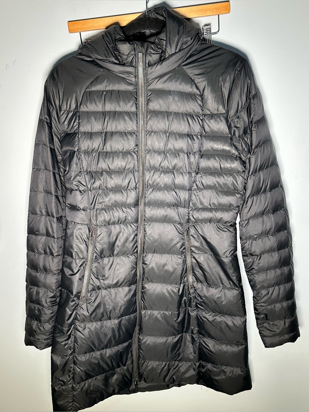 Lululemon Brave The Cold Jacket Womens 6 Black - Picture 2 of 6